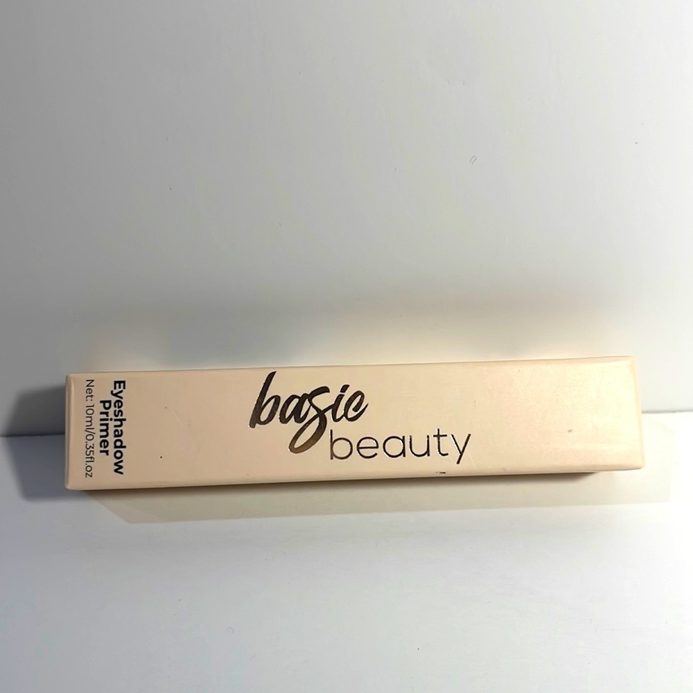 Basic beauty eyeshadow primer